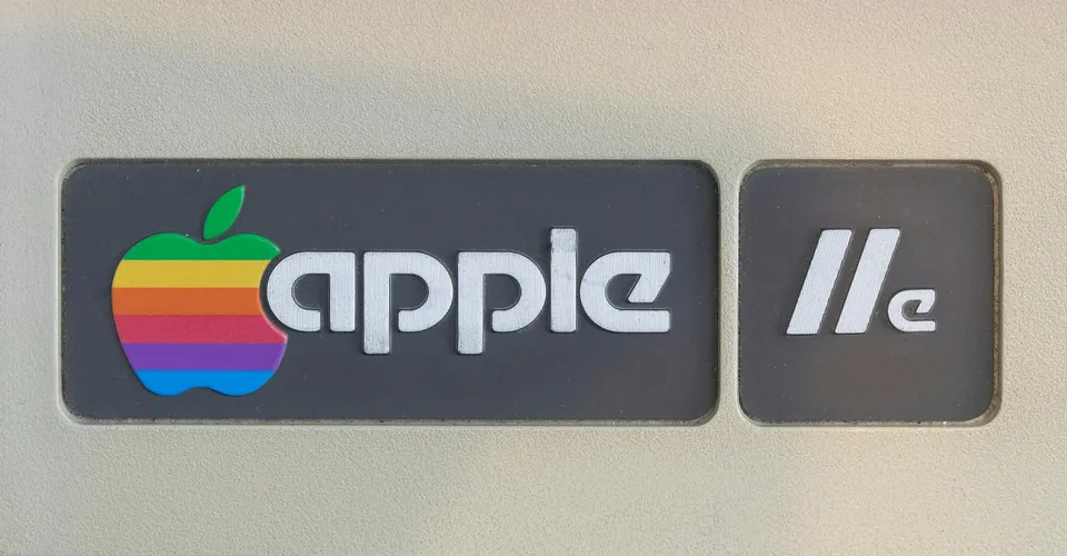 Apple's Hardware Guy Just Inherited a Trillion-Dollar Bet on Design