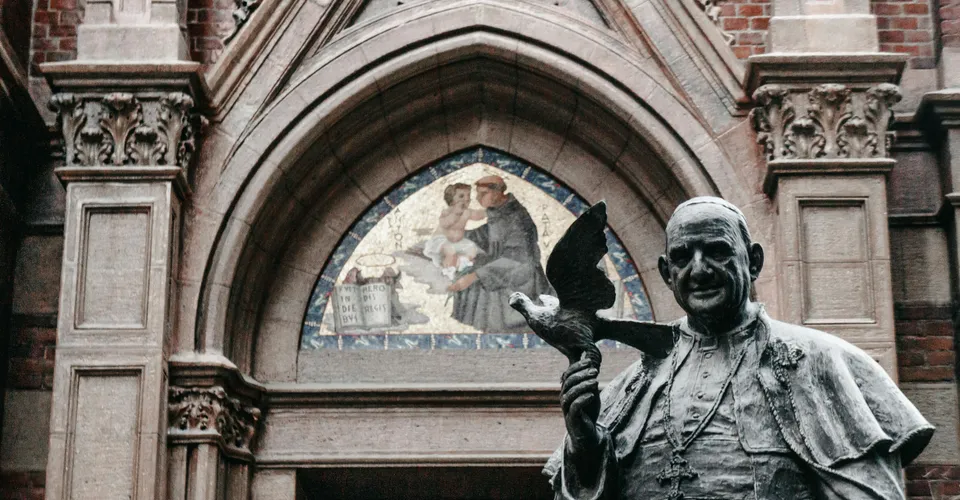 The Pope vs. Trump, China's Silent Calculus, and the New Rules of Staying Out