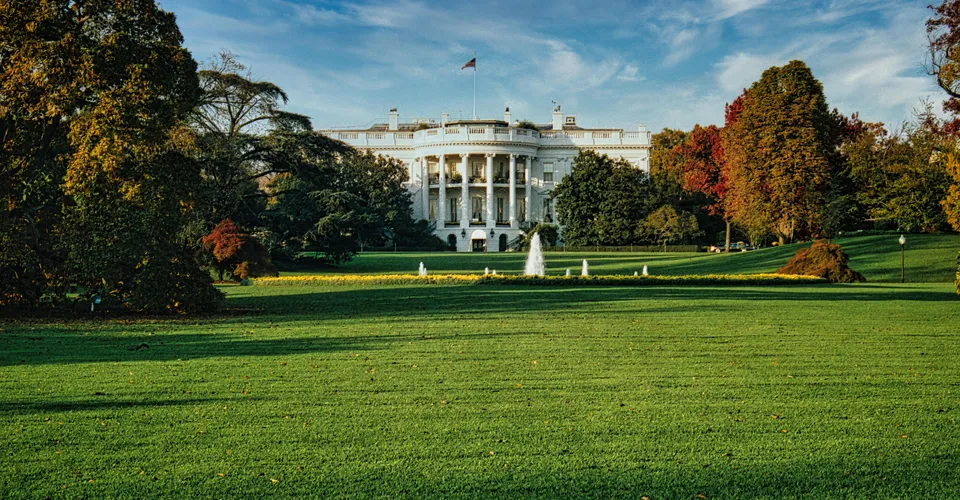Washington's Party Lines Are Fracturing—And Nobody's Ready